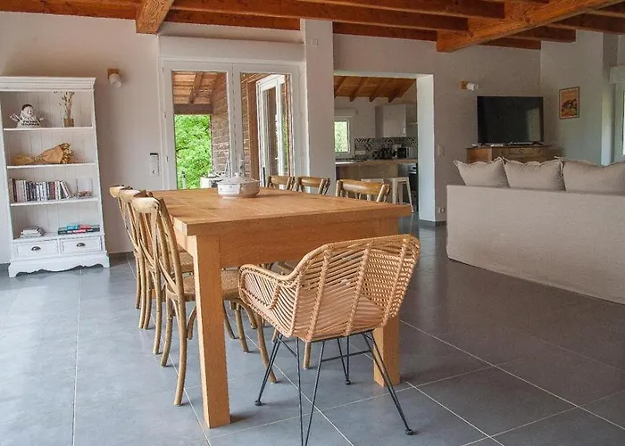 Du Causse Semesterbostad Loubressac